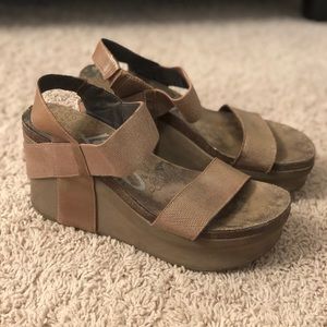 Tan wedges